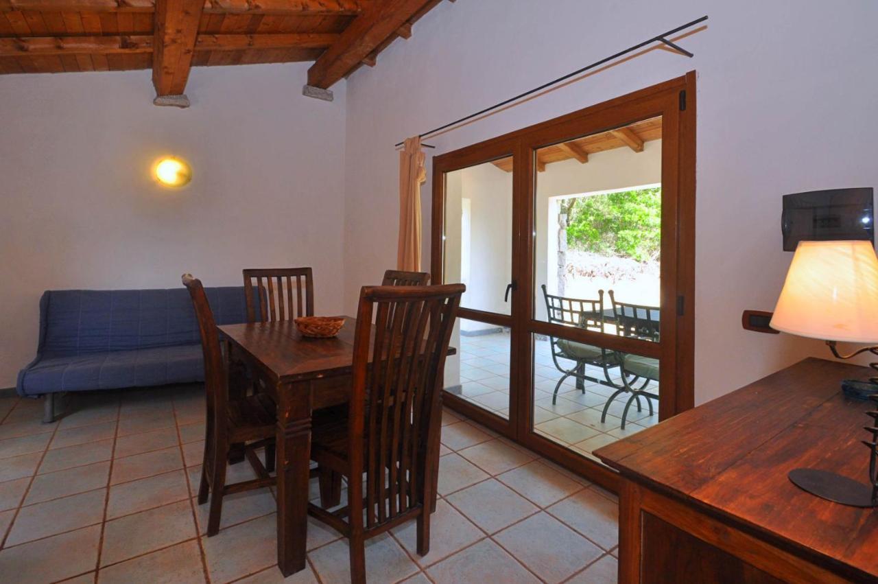 Mare Di Ginepri Apartman Badesi Kültér fotó