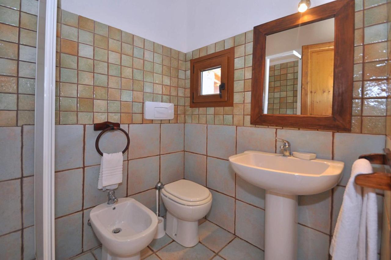 Mare Di Ginepri Apartman Badesi Kültér fotó